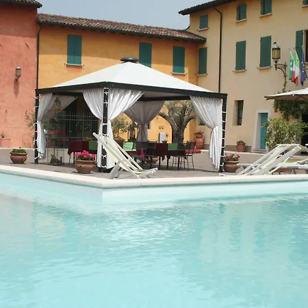 Corte Uccellanda Relais & 4*