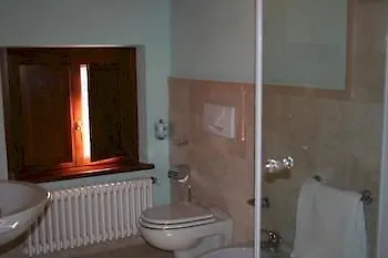 Corte Uccellanda Relais & 4* Monzambano