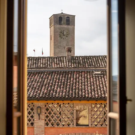 Corte Uccellanda Relais 4* Monzambano