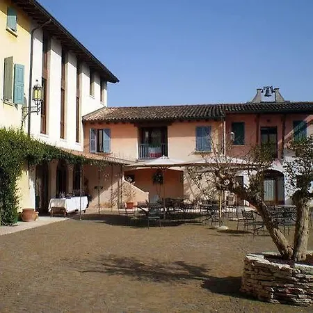 Hotel apartamentowy Corte Uccellanda Relais