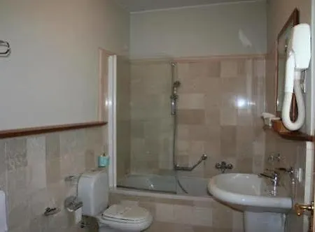 Aparthotel Corte Uccellanda Relais Monzambano