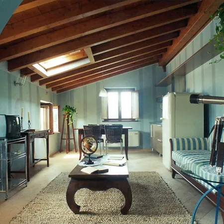 מלון דירות Corte Uccellanda Relais & 4*