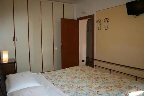 Apart Otel Corte Uccellanda Relais & 4*